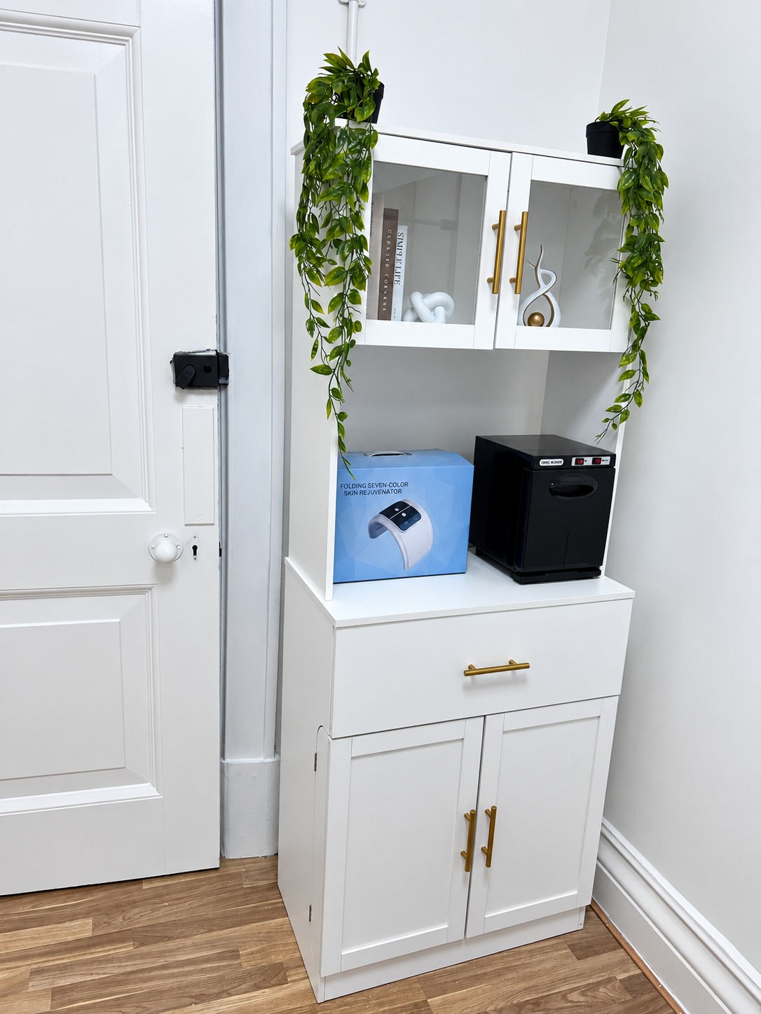 Storage and equipment area inside Ceren Health.